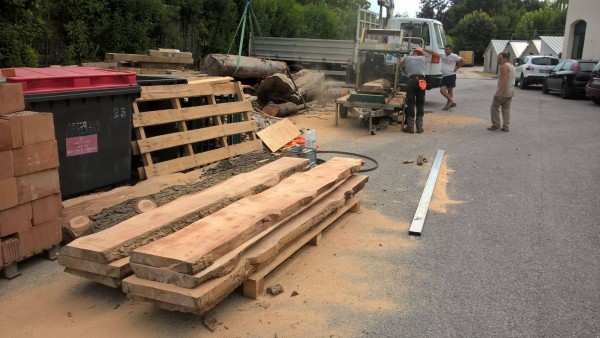 2ec716ab58cedb3998ab3d8545459438_1678494